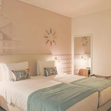 Hotel Mouraria 2*