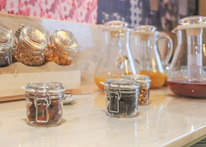 מלון Mouraria 2*